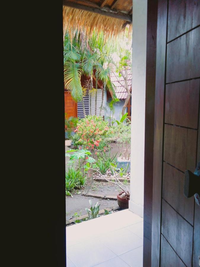 Maxal Bungalow Hotell Gili Air Exteriör bild